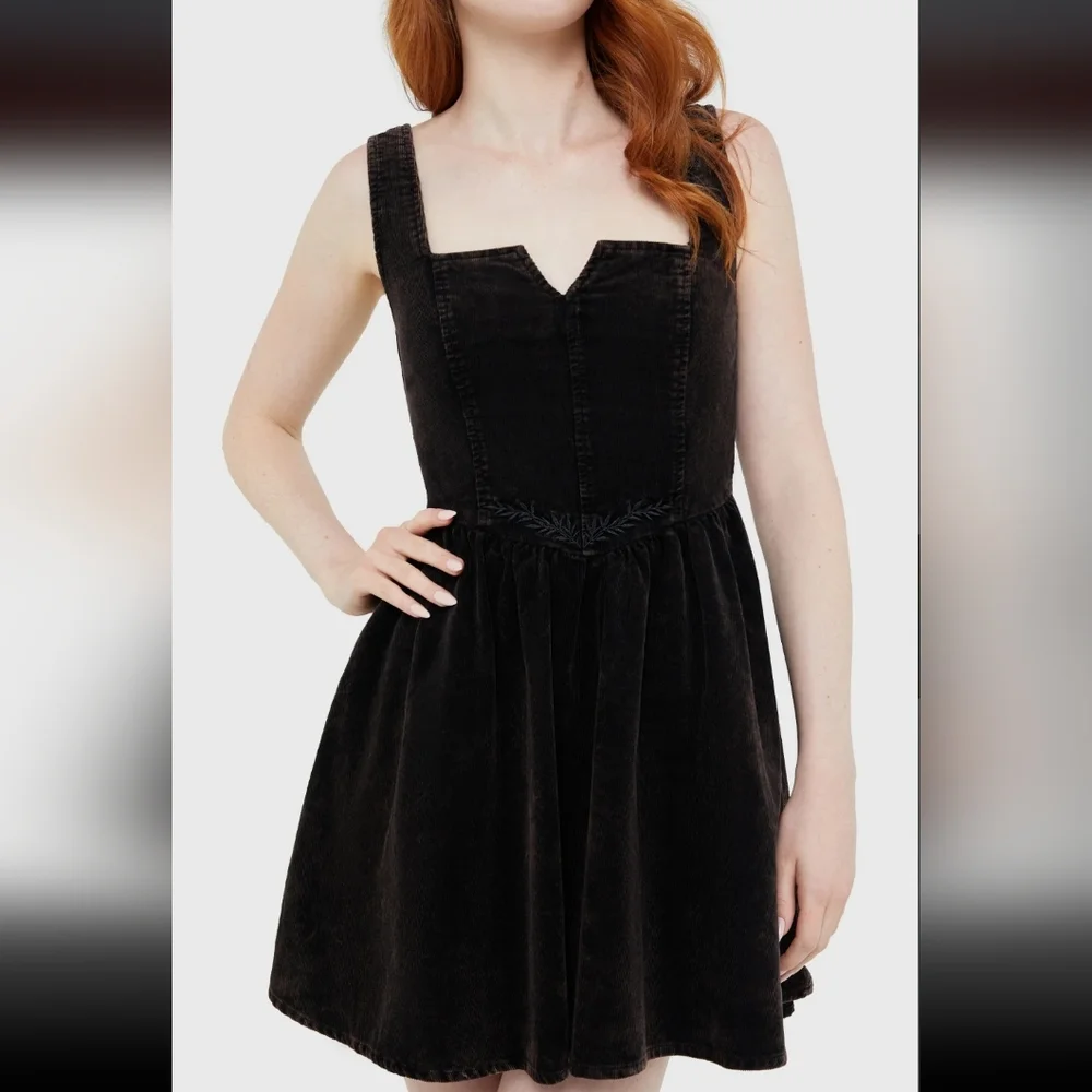 Killstar Black Velvet Mini Dress - Picture 5 of 7